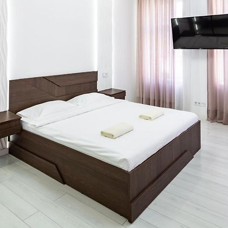 Romari Апартаменти Куліша 41 Lviv Ngoại thất bức ảnh