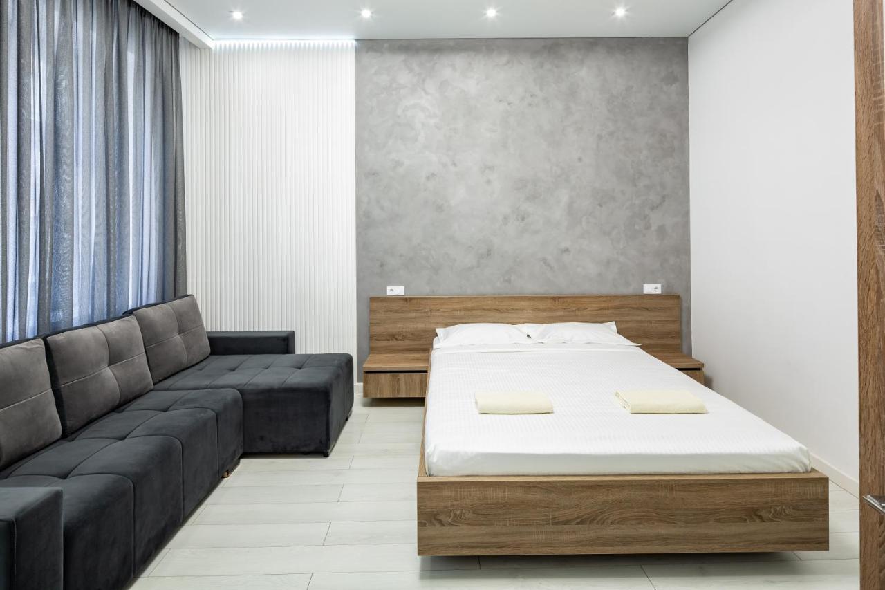 Romari Апартаменти Куліша 41 Lviv Ngoại thất bức ảnh