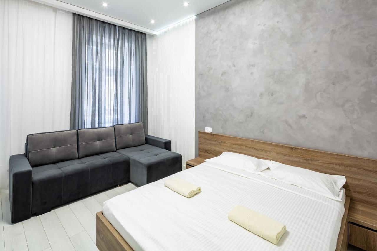 Romari Апартаменти Куліша 41 Lviv Ngoại thất bức ảnh