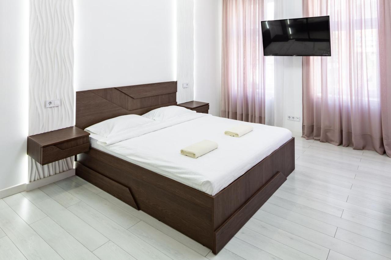 Romari Апартаменти Куліша 41 Lviv Ngoại thất bức ảnh